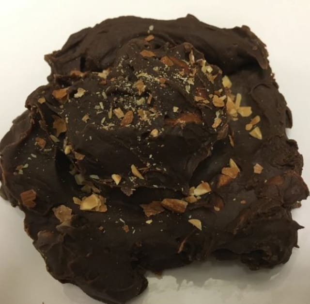 Almond Cluster (3-pack).